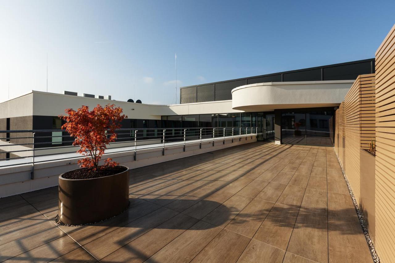 The Niu Mesh - Apartments Stuttgart Exterior photo